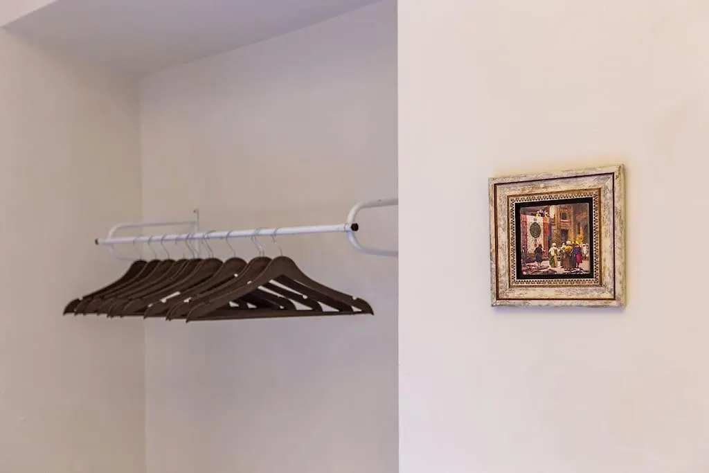 Апартаменты 1Br Central Flat 5 Min Walk To Istiklal In Beyoglu Стамбул